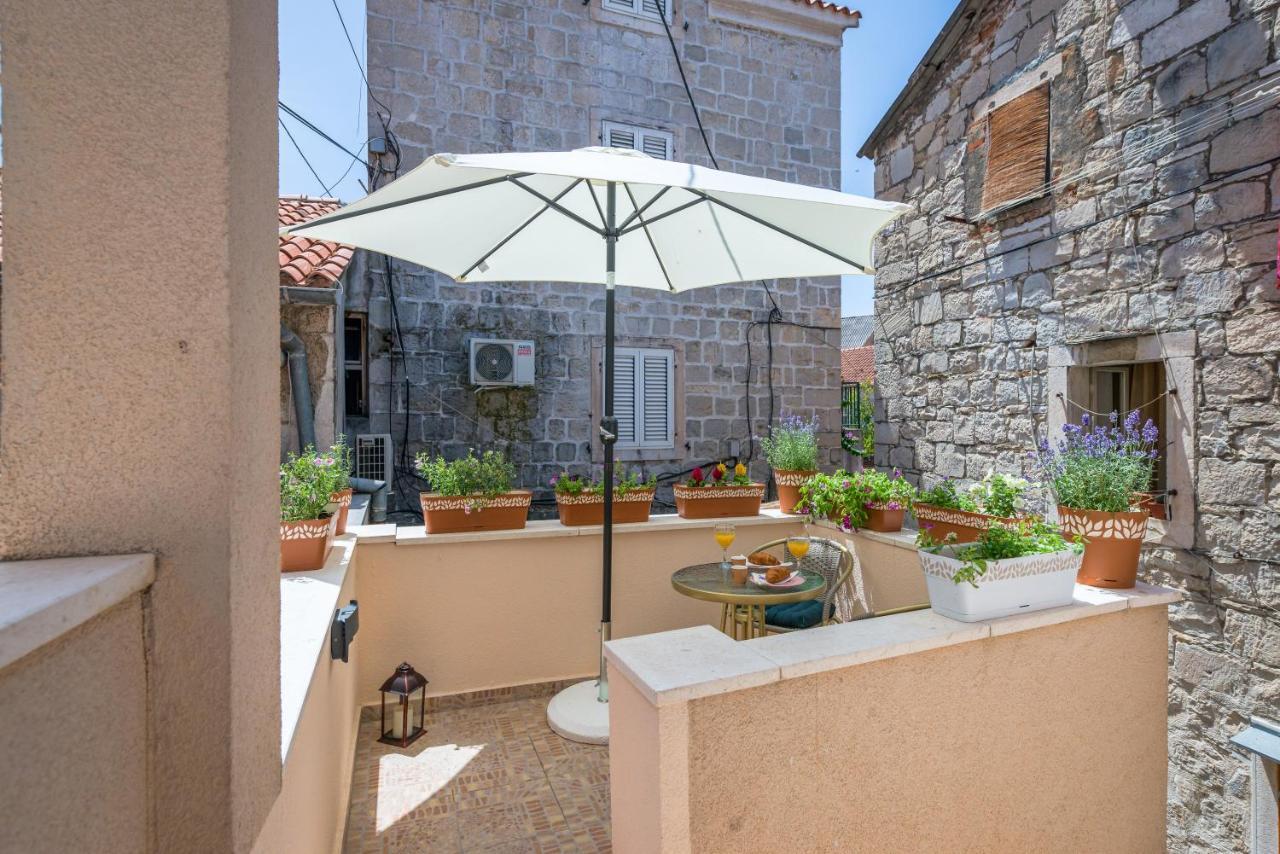 Diva 1,Stylish Old Town Studio Apartment Near Beach Split Eksteriør bilde
